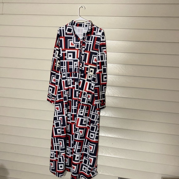 Bold Geometric Print Button-Down Maxi Dress | Size 3XL - Picture 1 of 8